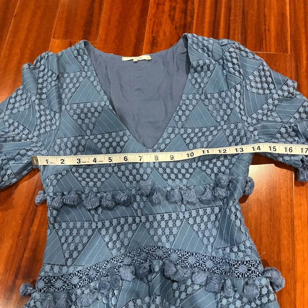 TULAROSA Blue Crochet Dress Lace Pom Pom Tassel V-Neck‎ Short Sleeve Size XXS